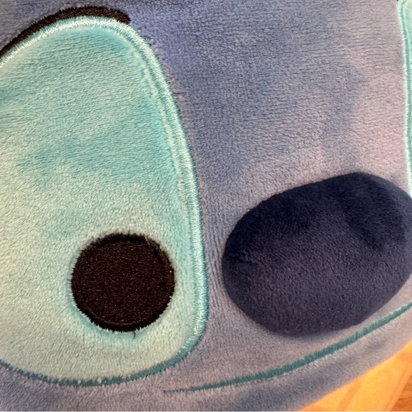 🍍 Disney Stitch Pineapple Squishmallow - Picture 8 of 8